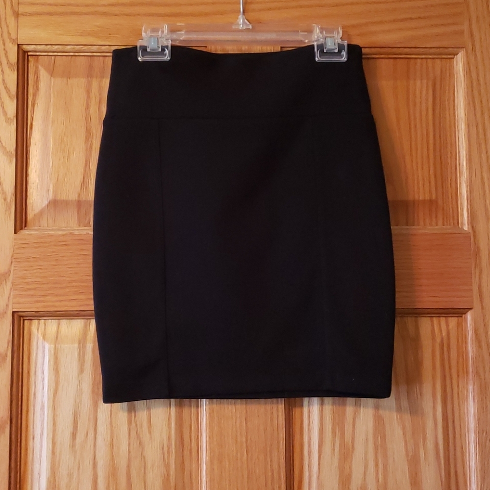 Black pencil skirt